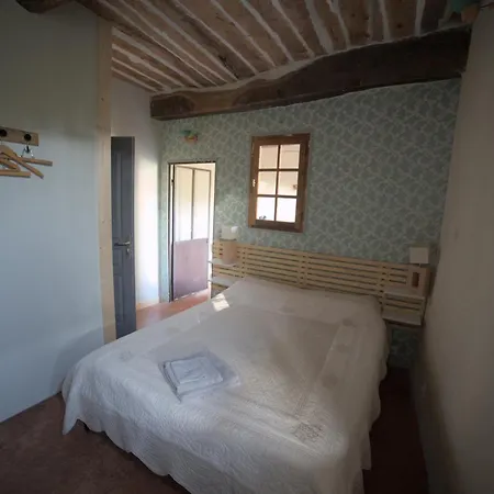 Appartement Le Petit Marronnier à La Roquebrussanne Extérieur photo